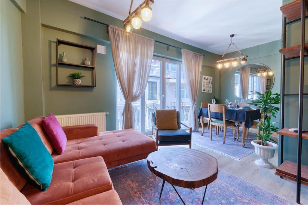Apartament Cozy Center 1br W Balcony Near Galataport ! *
